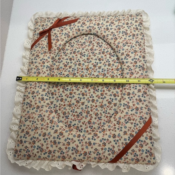Vintage Fabric Padded Picture Frame 1980s Retro Floral Handmade Cottagecore Lace - Picture 10 of 12